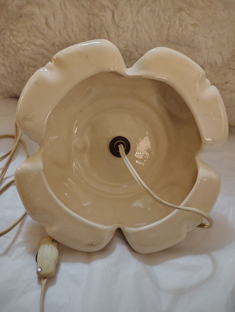 Vintage Ceramic Christmas Tree Replacement Base White Gold Trim 9" - Picture 7 of 12